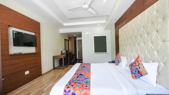 Hotel Neelam Manali Near Volvo Bus Stand Manali Экстерьер фото