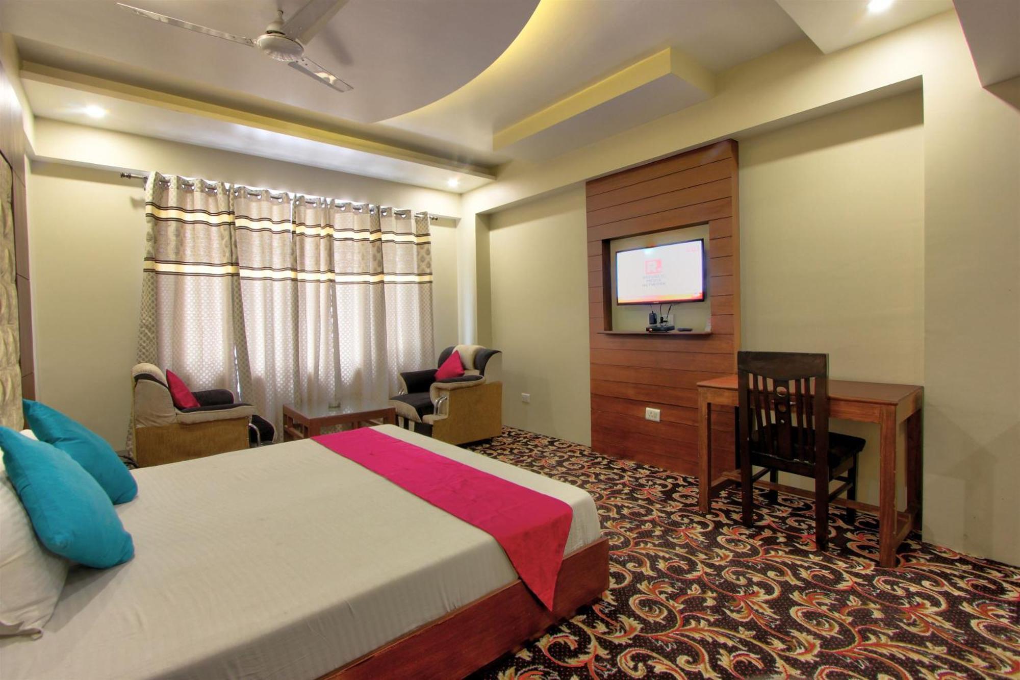 Hotel Neelam Manali Near Volvo Bus Stand Manali Экстерьер фото